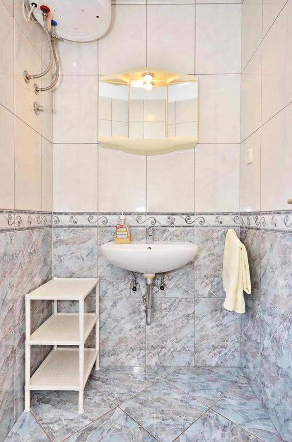 Omis - Michy Apartments Екстериор снимка