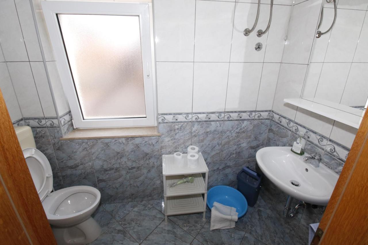 Omis - Michy Apartments Екстериор снимка