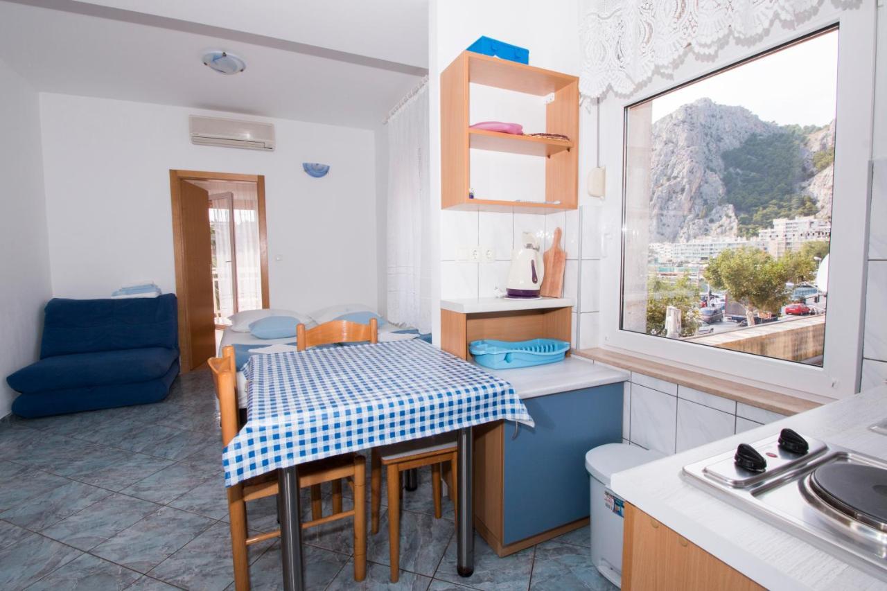 Omis - Michy Apartments Екстериор снимка