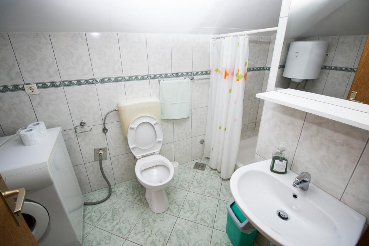 Omis - Michy Apartments Екстериор снимка