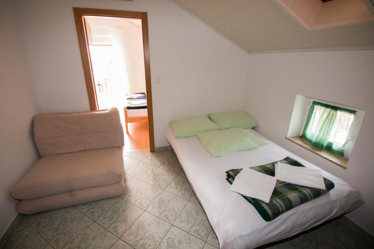 Omis - Michy Apartments Екстериор снимка