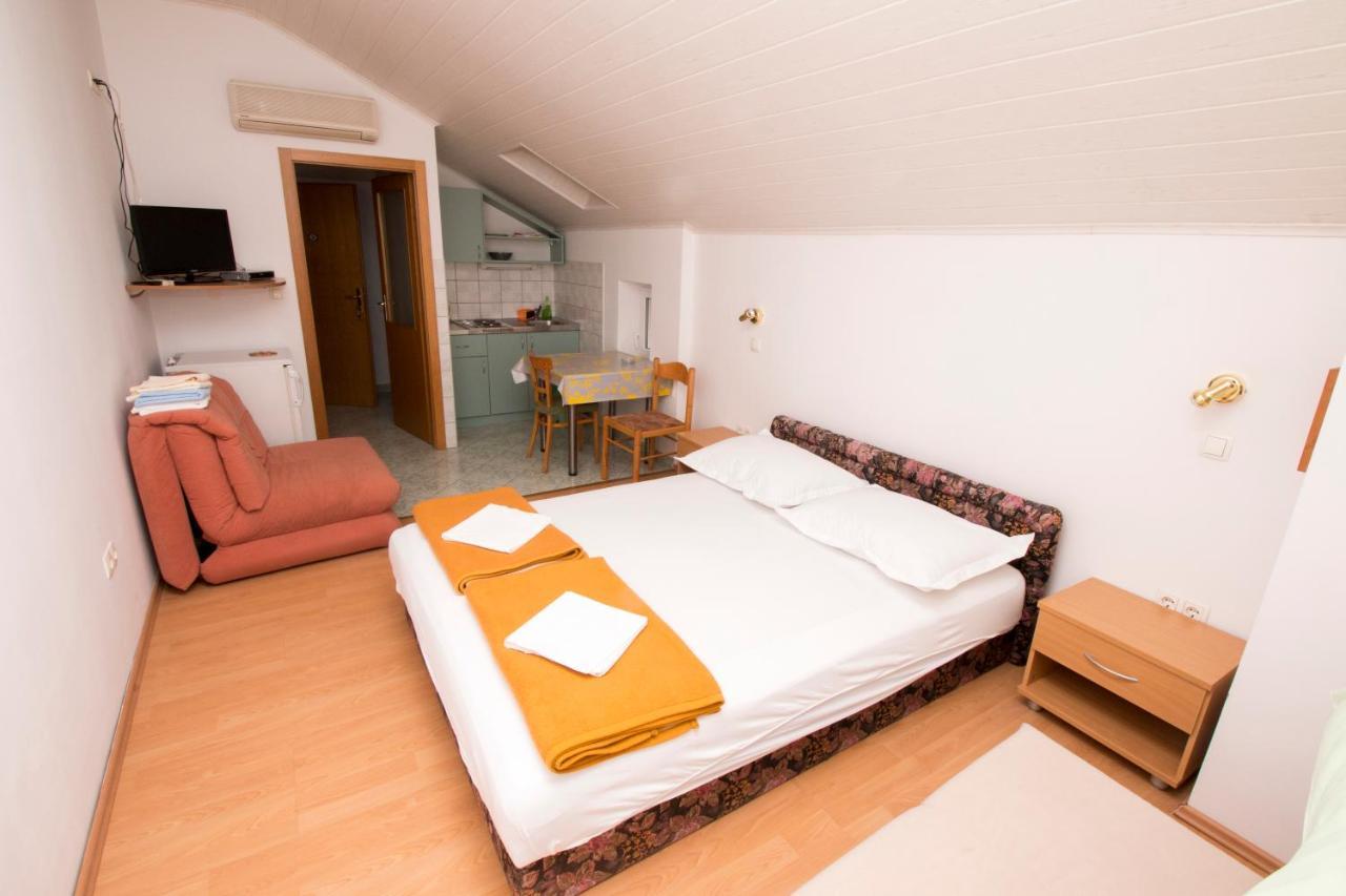 Omis - Michy Apartments Екстериор снимка