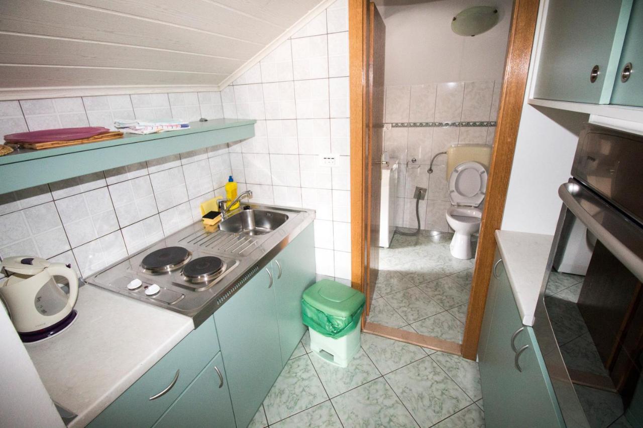 Omis - Michy Apartments Екстериор снимка